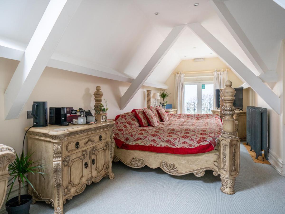 Berwick Lodge Алмъндсбъри Екстериор снимка