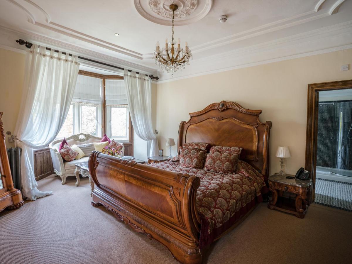 Berwick Lodge Алмъндсбъри Екстериор снимка