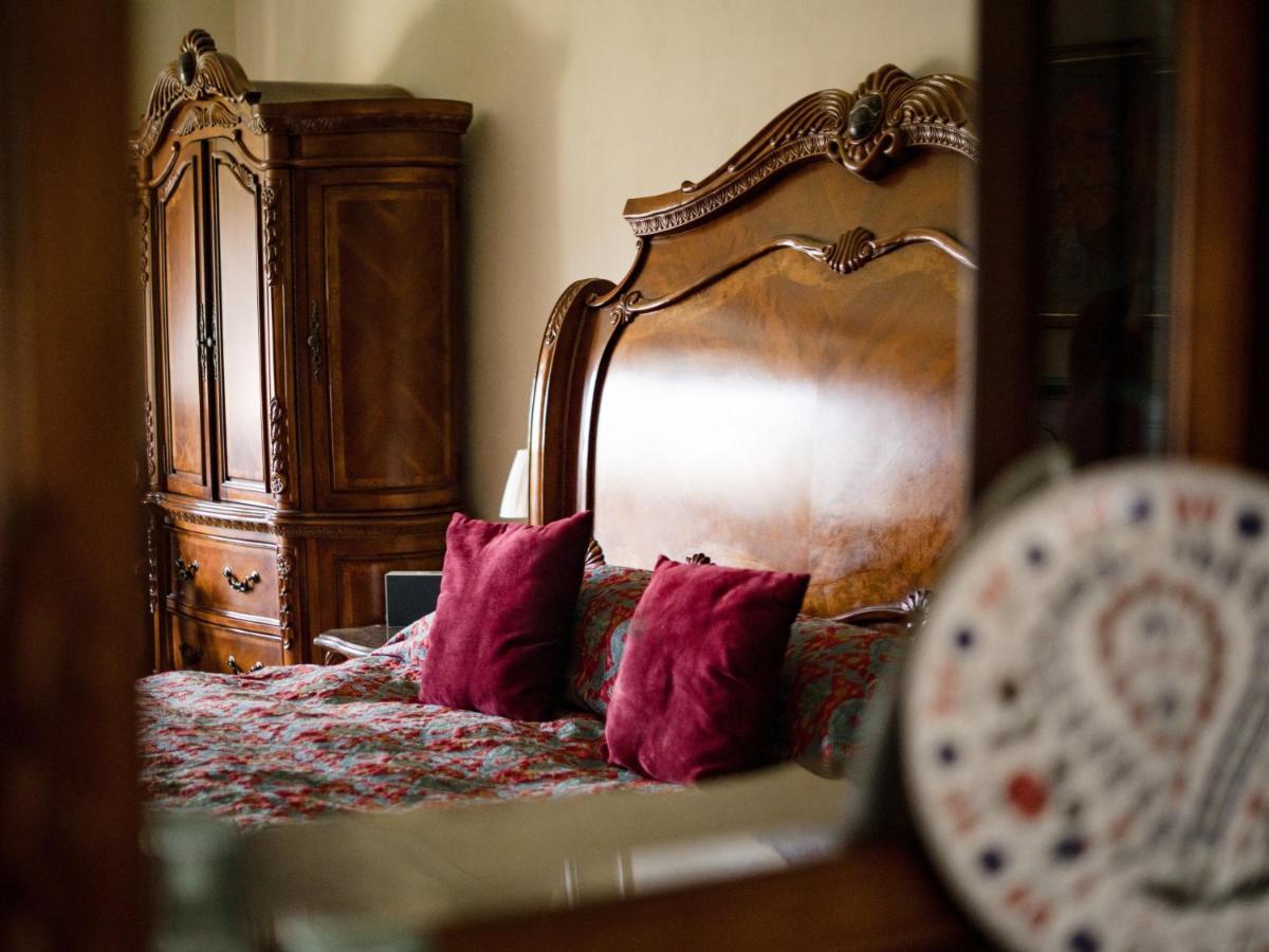 Berwick Lodge Алмъндсбъри Екстериор снимка