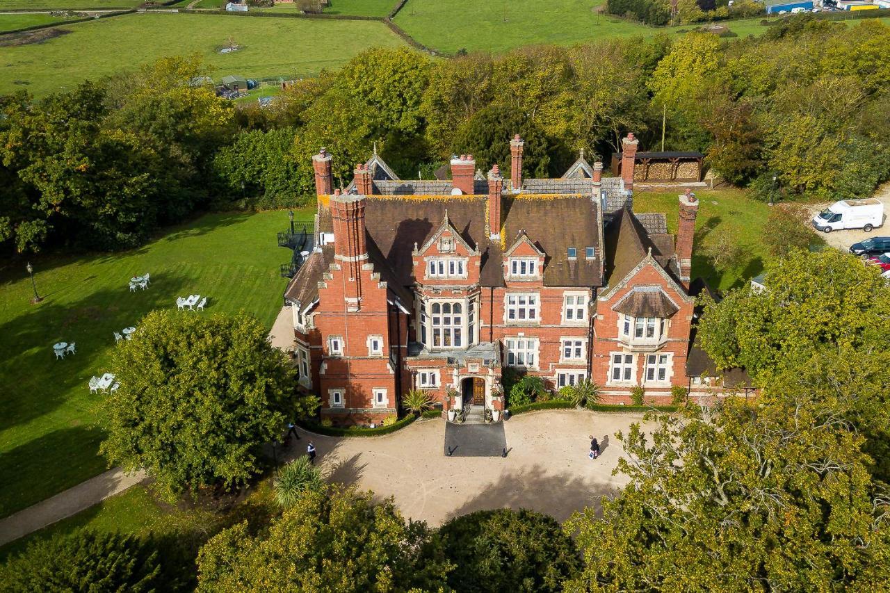 Berwick Lodge Алмъндсбъри Екстериор снимка